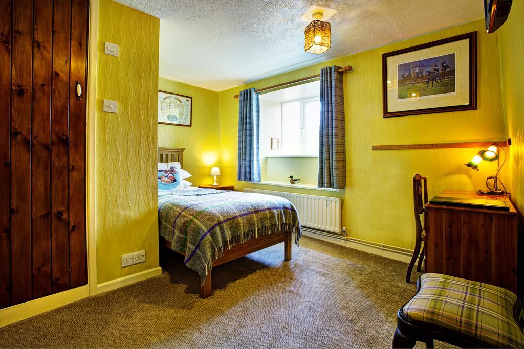 Hotel Tinhay Mill Lifton Esterno foto