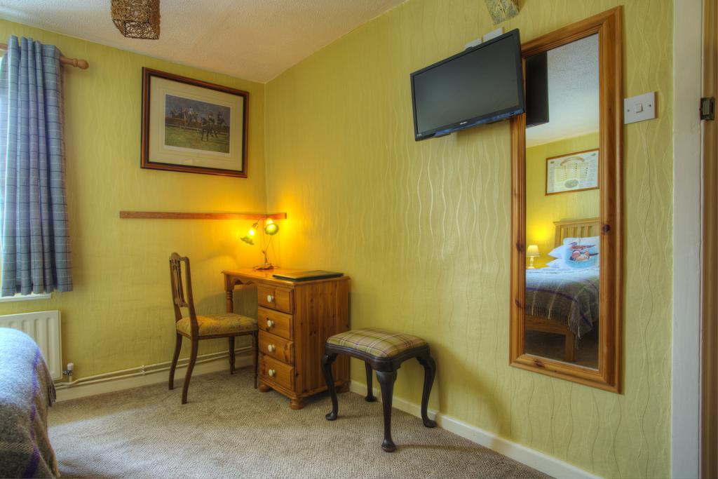 Hotel Tinhay Mill Lifton Esterno foto