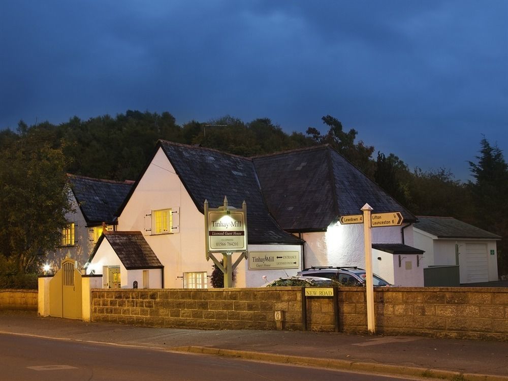Hotel Tinhay Mill Lifton Esterno foto