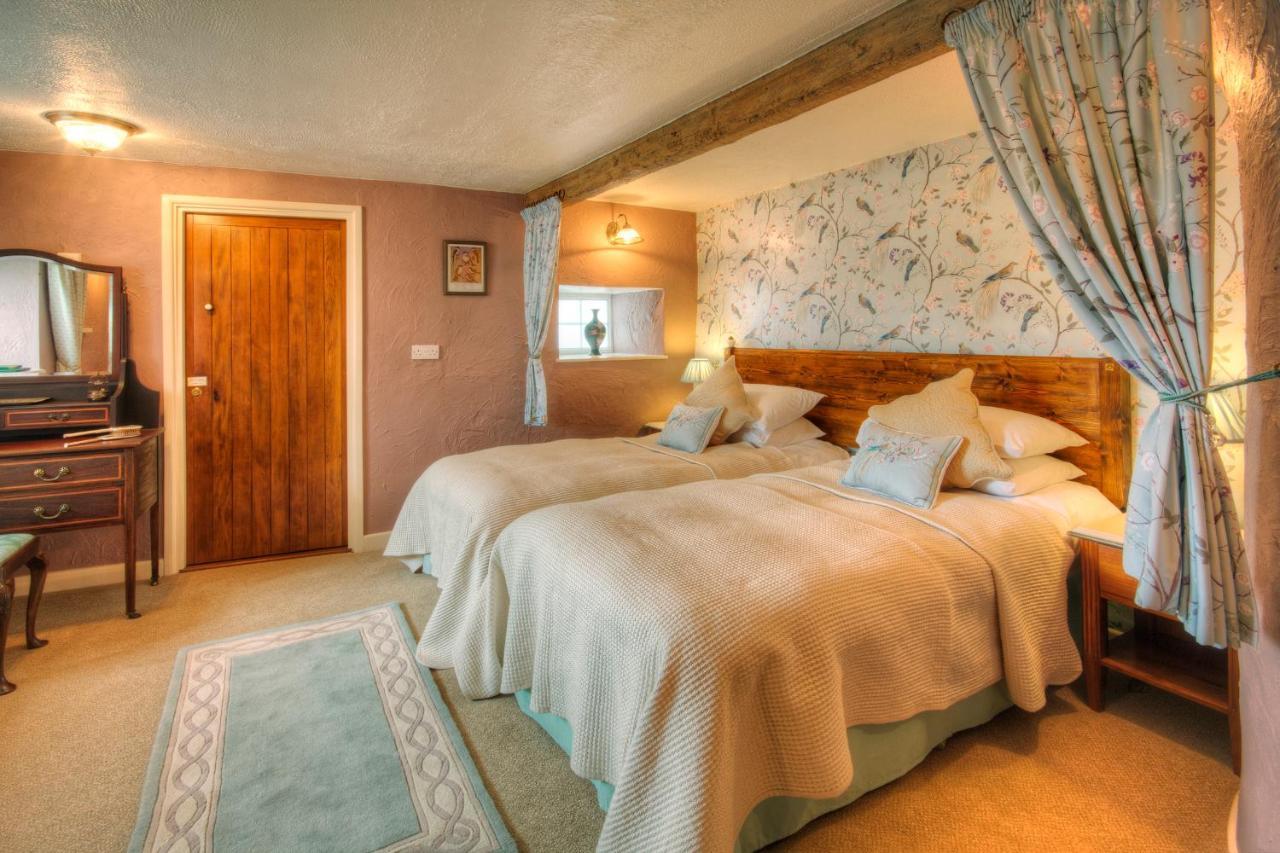 Hotel Tinhay Mill Lifton Esterno foto